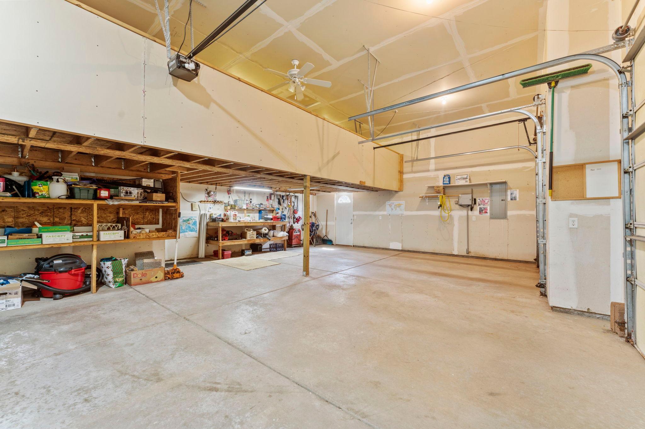 135-web-or-mls-40617 Lowden Ave-588 (101).jpg