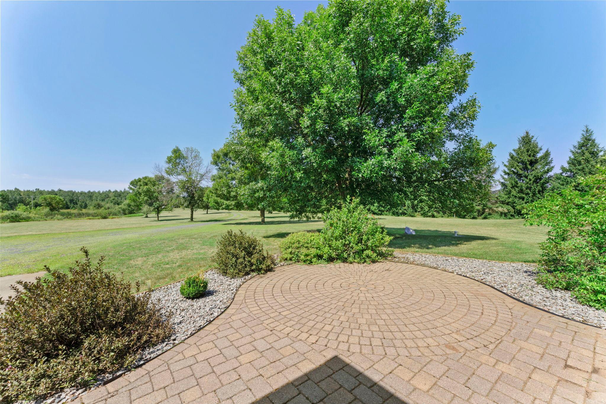 135-web-or-mls-40617 Lowden Ave-588 (26).jpg