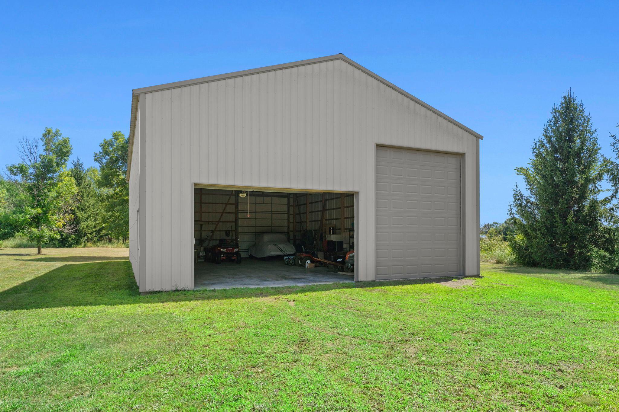 135-web-or-mls-40617 Lowden Ave-588 (122).jpg