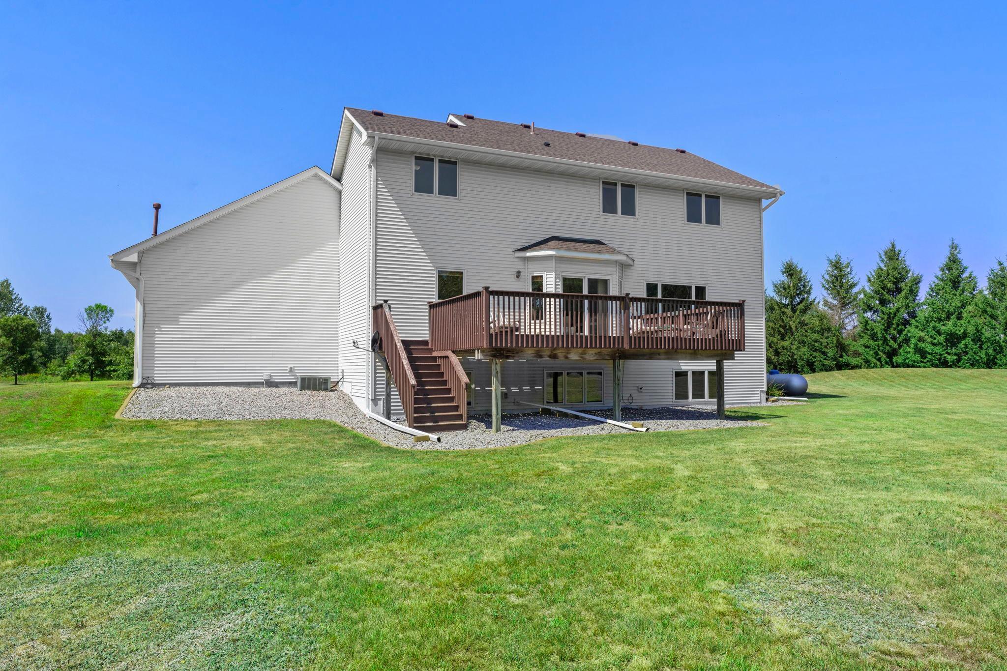 135-web-or-mls-40617 Lowden Ave-588 (117).jpg