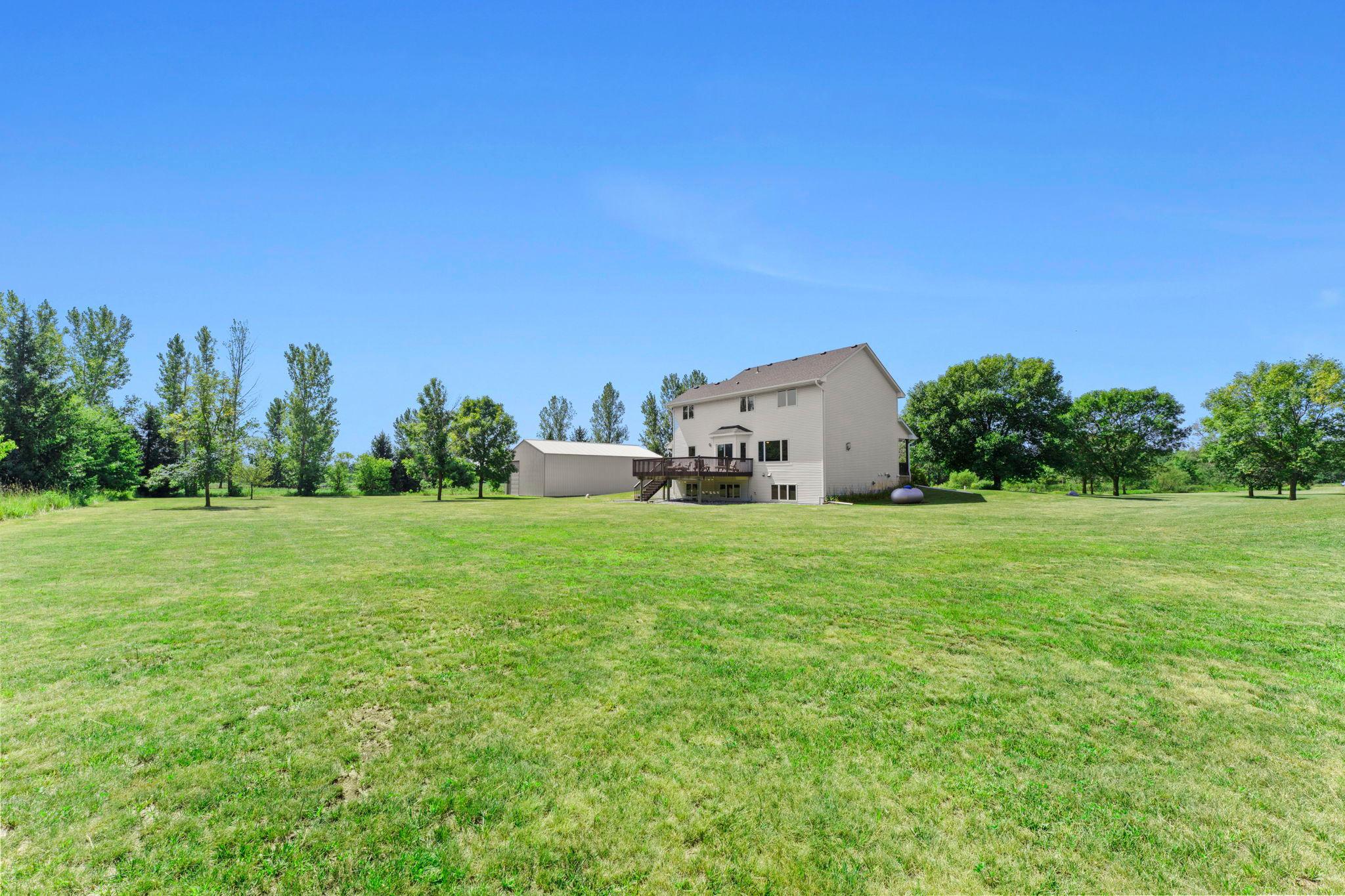 135-web-or-mls-40617 Lowden Ave-588 (126).jpg