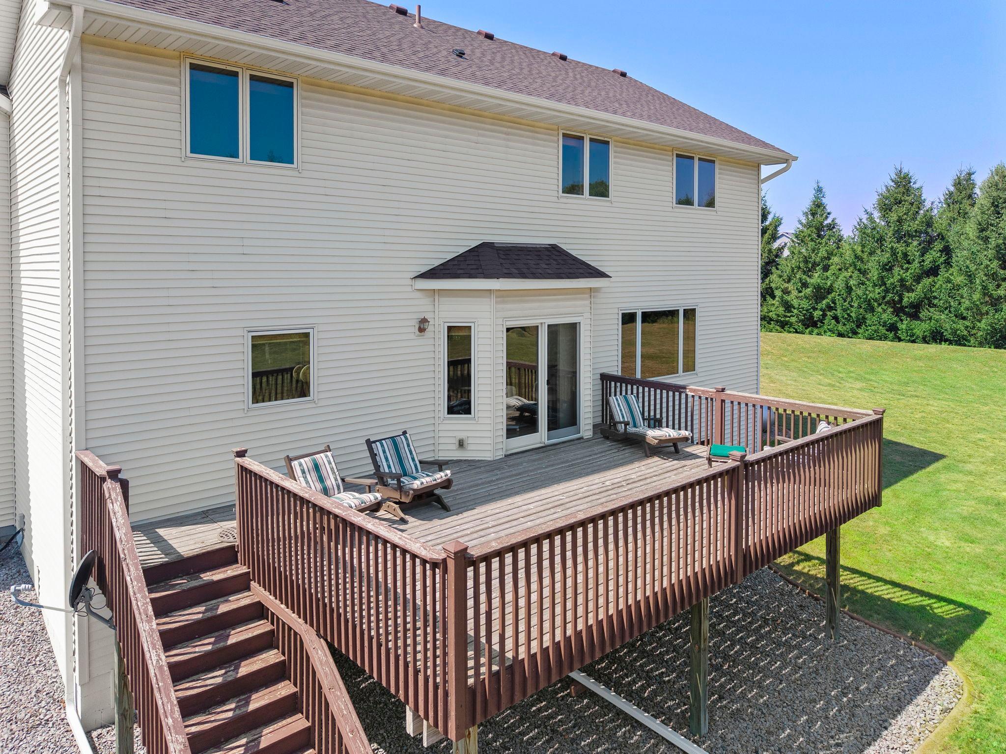 135-web-or-mls-40617 Lowden Ave-588 (110).jpg
