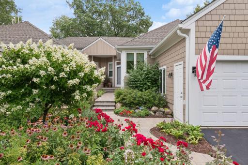 2928 Pelican Point Circle, Mound, MN 55364