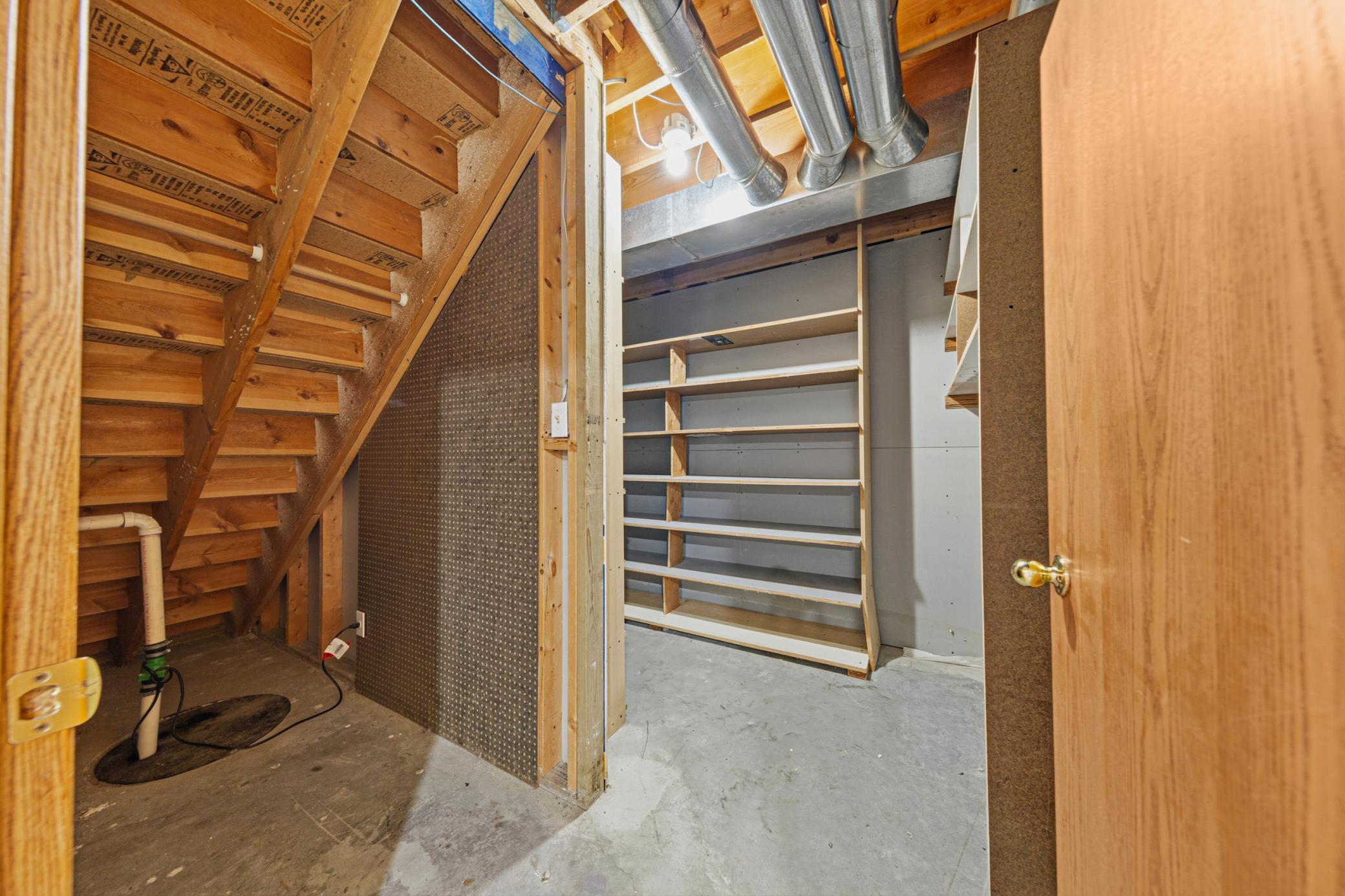 43 storage_lower.jpg