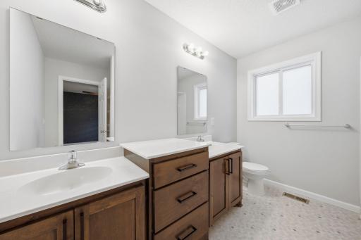 1638 Hidden Trail, Mayer, MN 55360