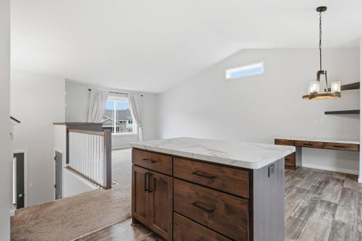 1638 Hidden Trail, Mayer, MN 55360