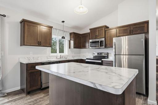 1638 Hidden Trail, Mayer, MN 55360