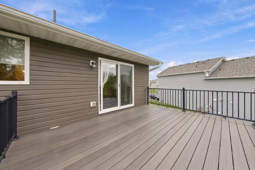 1638 Hidden Trail, Mayer, MN 55360