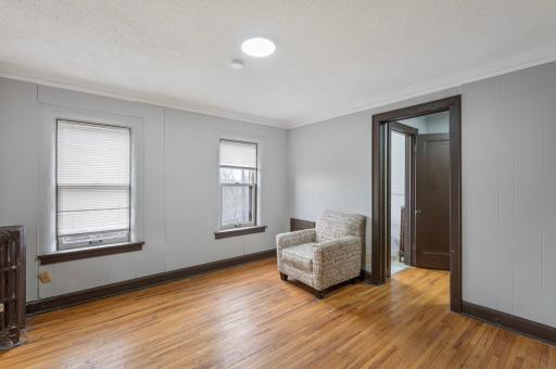 487 Grand Avenue, Saint Paul, MN 55102