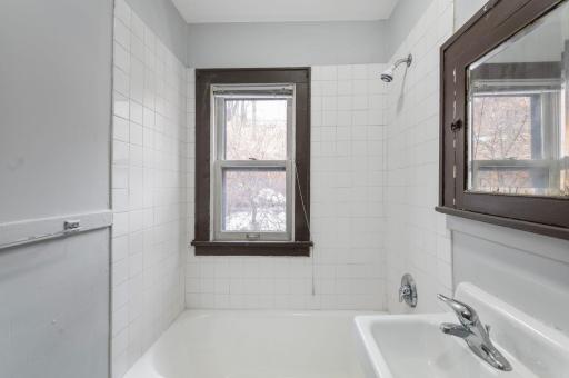 487 Grand Avenue, Saint Paul, MN 55102