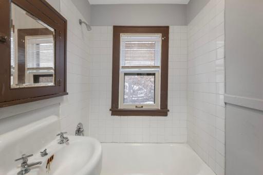 487 Grand Avenue, Saint Paul, MN 55102