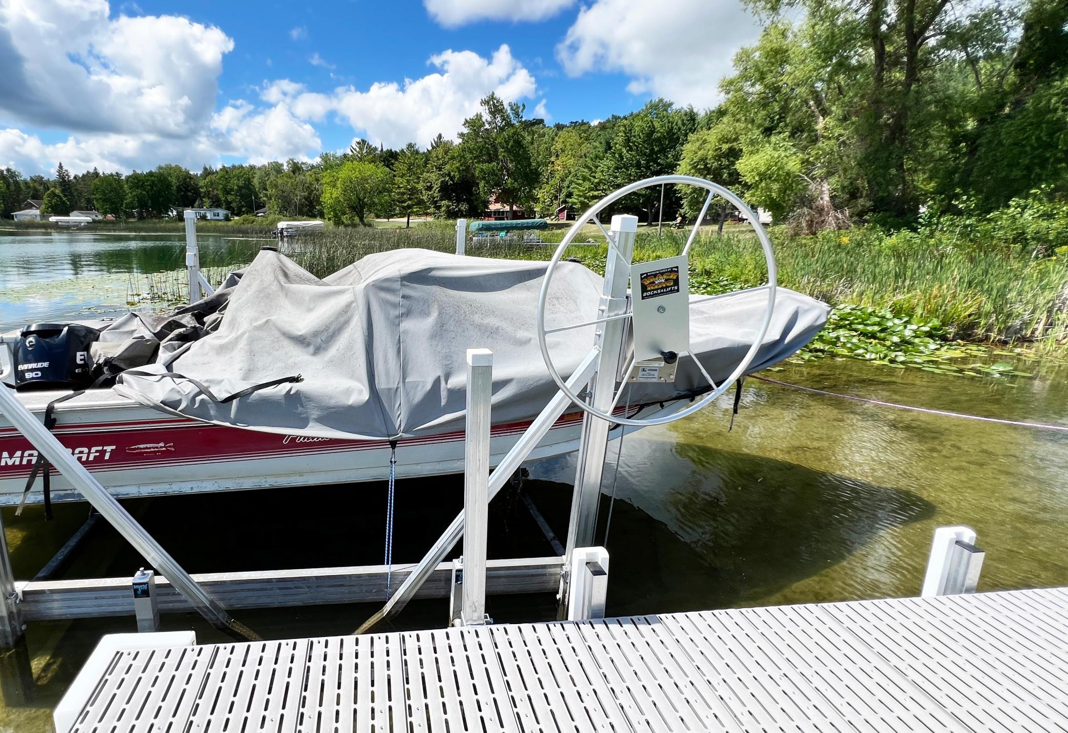 Boat lift.jpeg