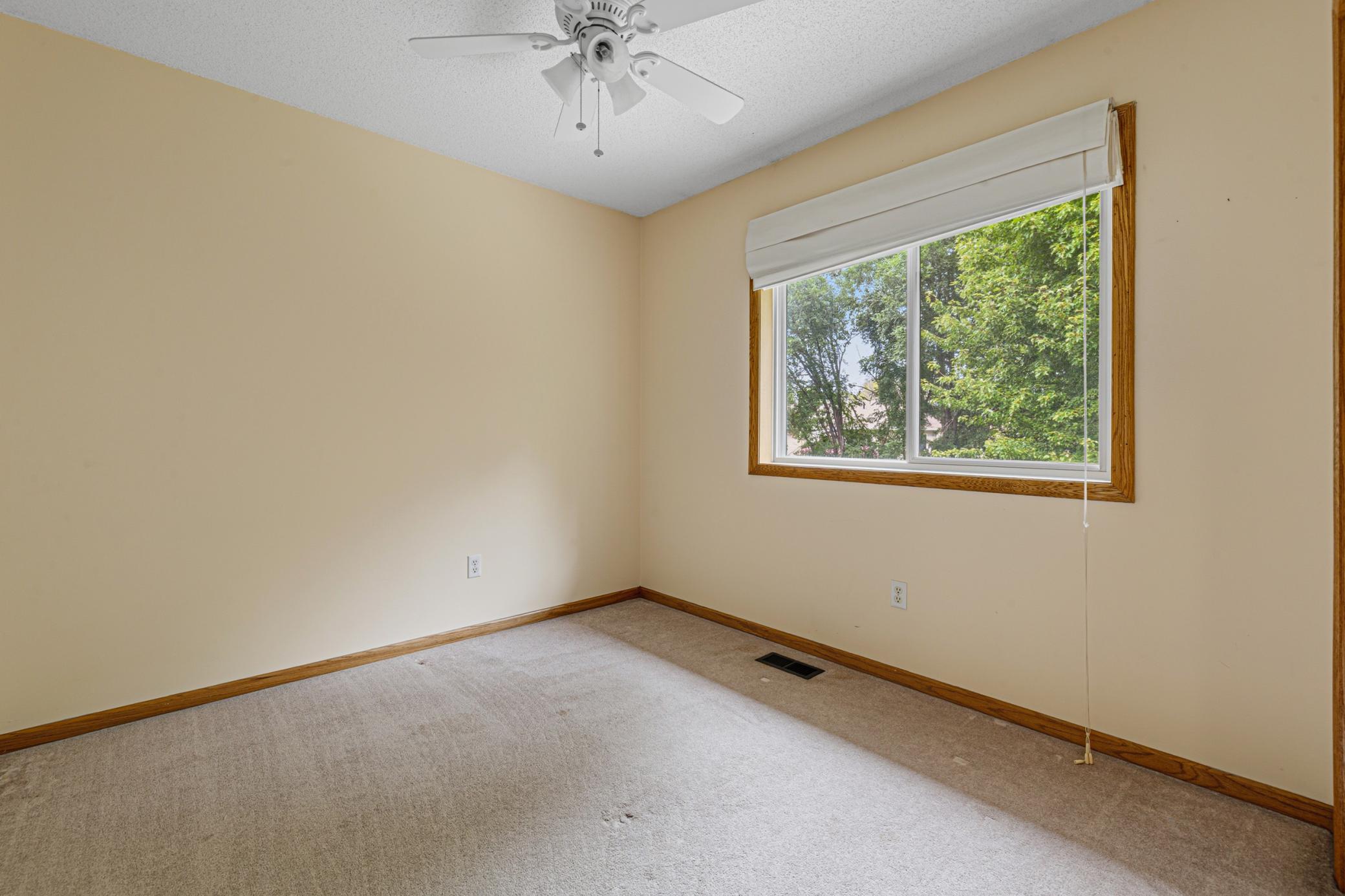 21 bedroom 1.jpg