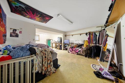 30 bonus room_lower.jpg