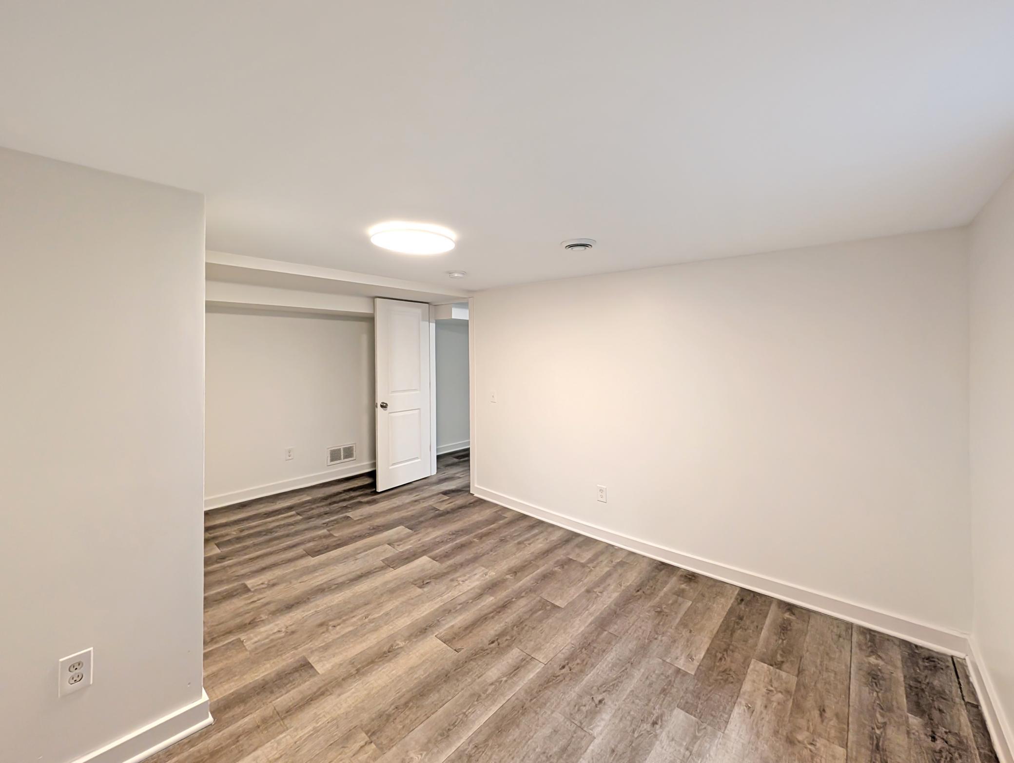 Spacious bedroom!