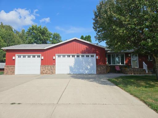 1710 7th Street N, Wahpeton, ND 58075