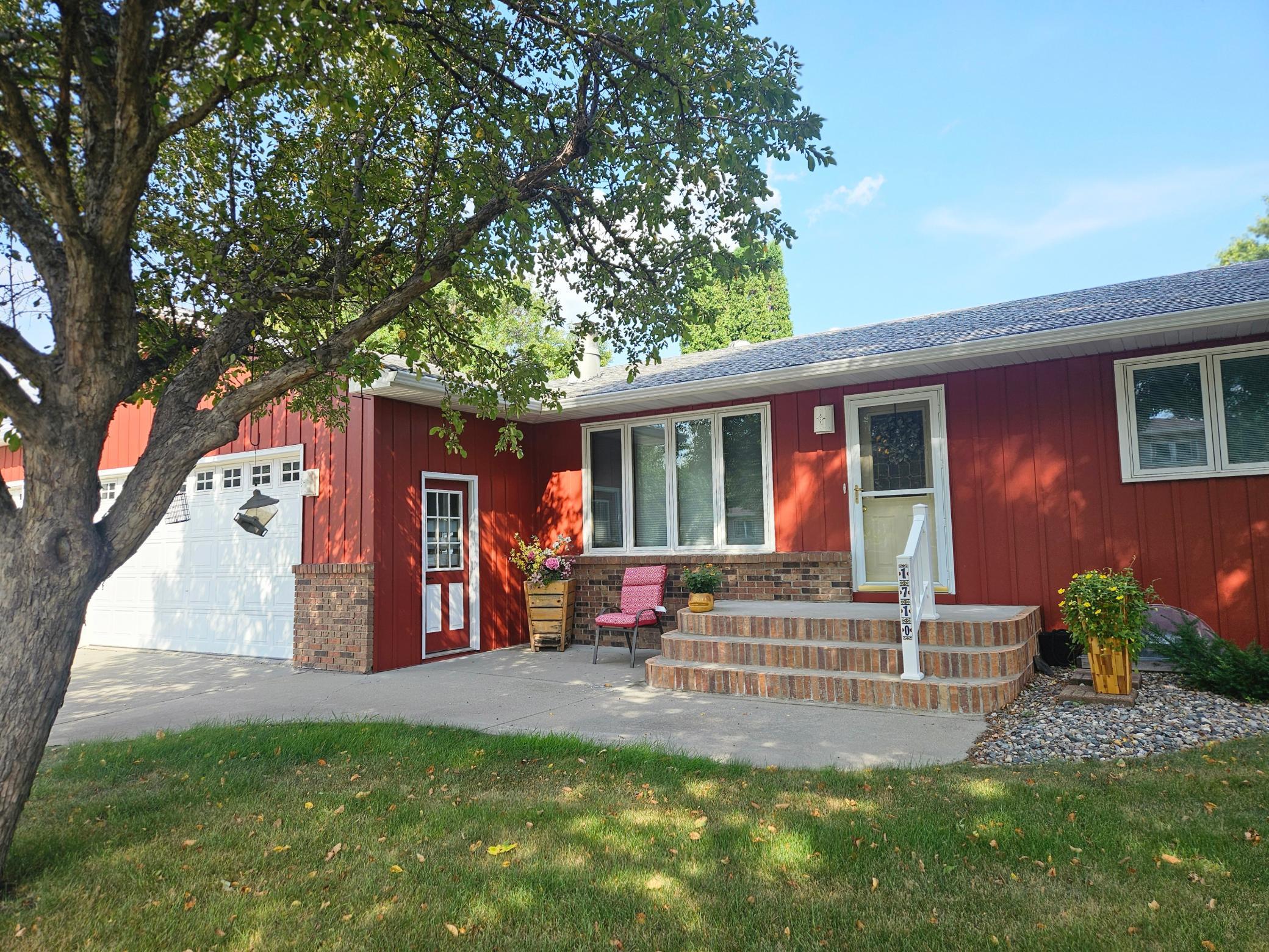 Patio/front entry
