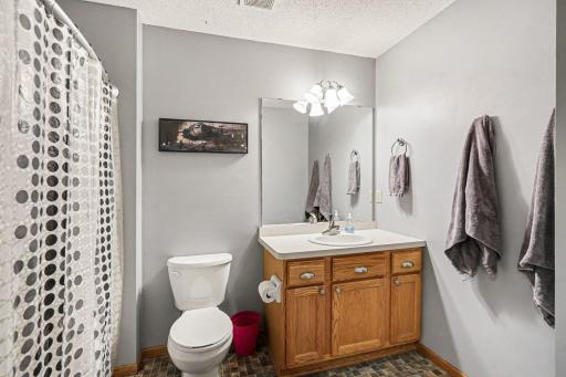 3901 124th Circle NW, Coon Rapids, MN 55433