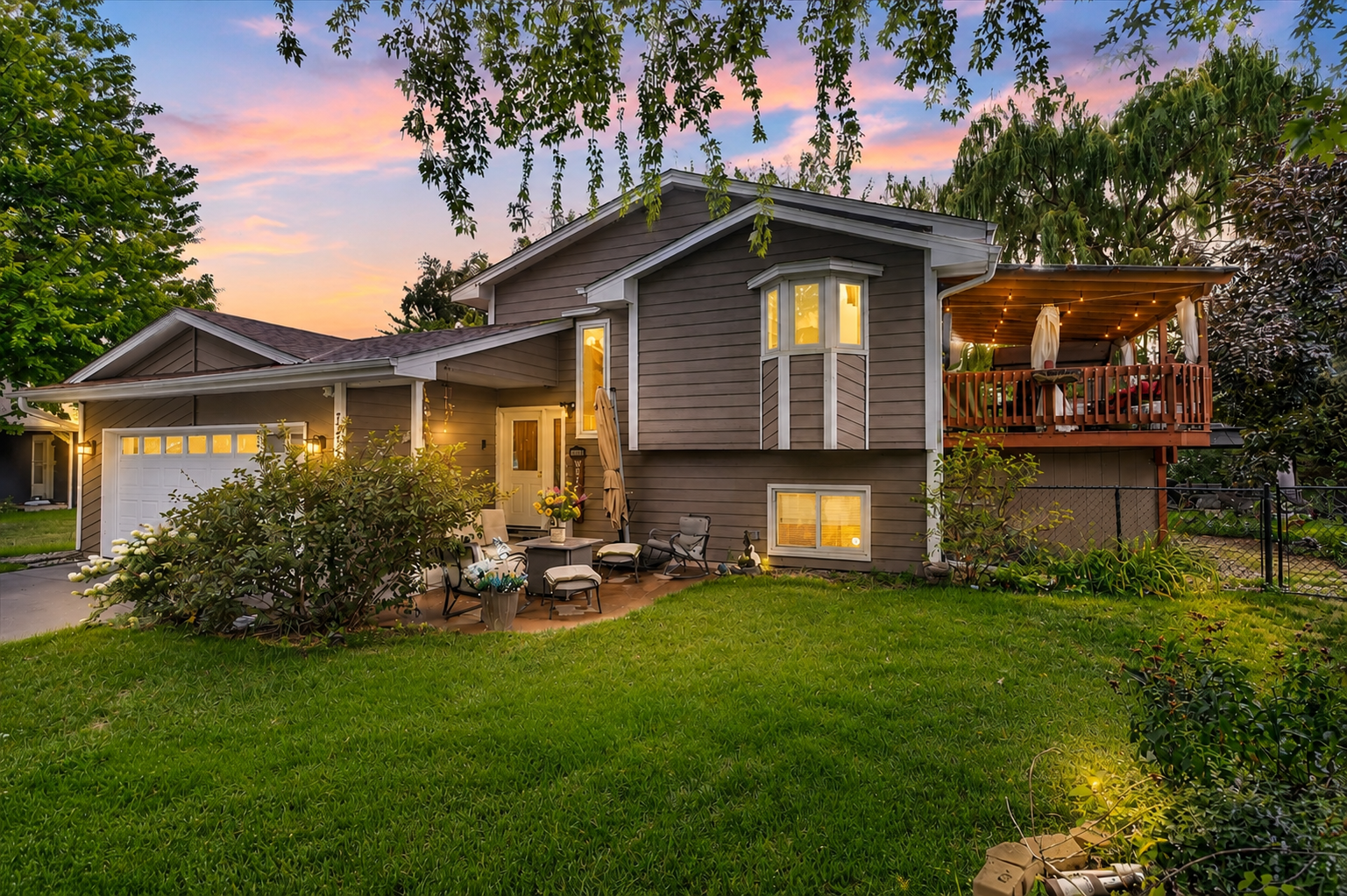 Lovely 3 bedroom 2 full Bath home