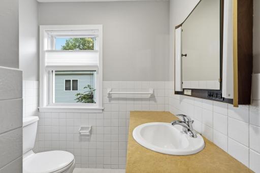 Primary ensuite bath