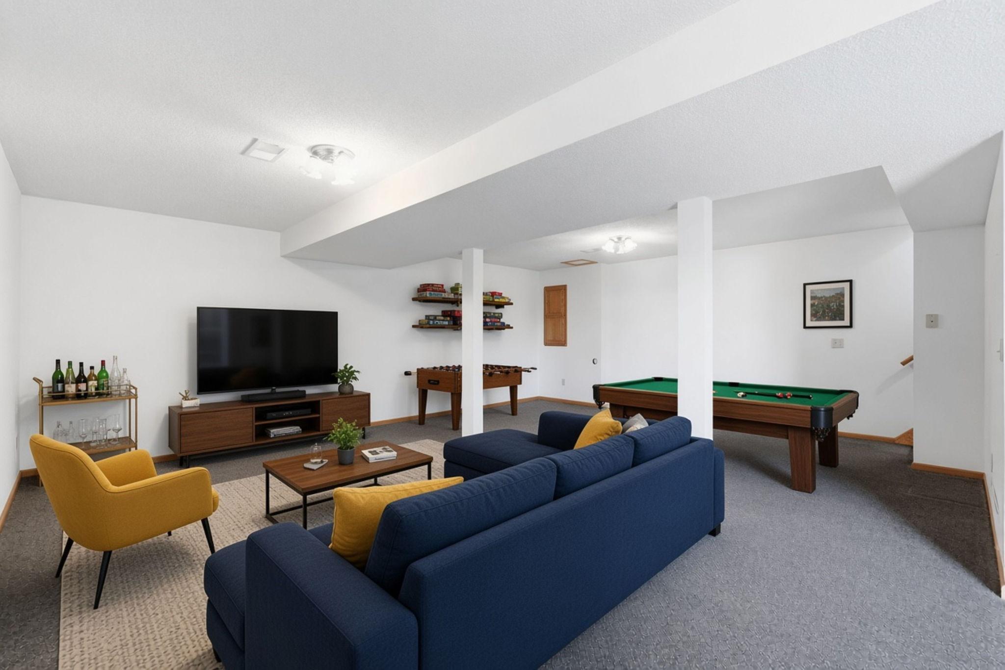LL Family Room/Virtually Staged