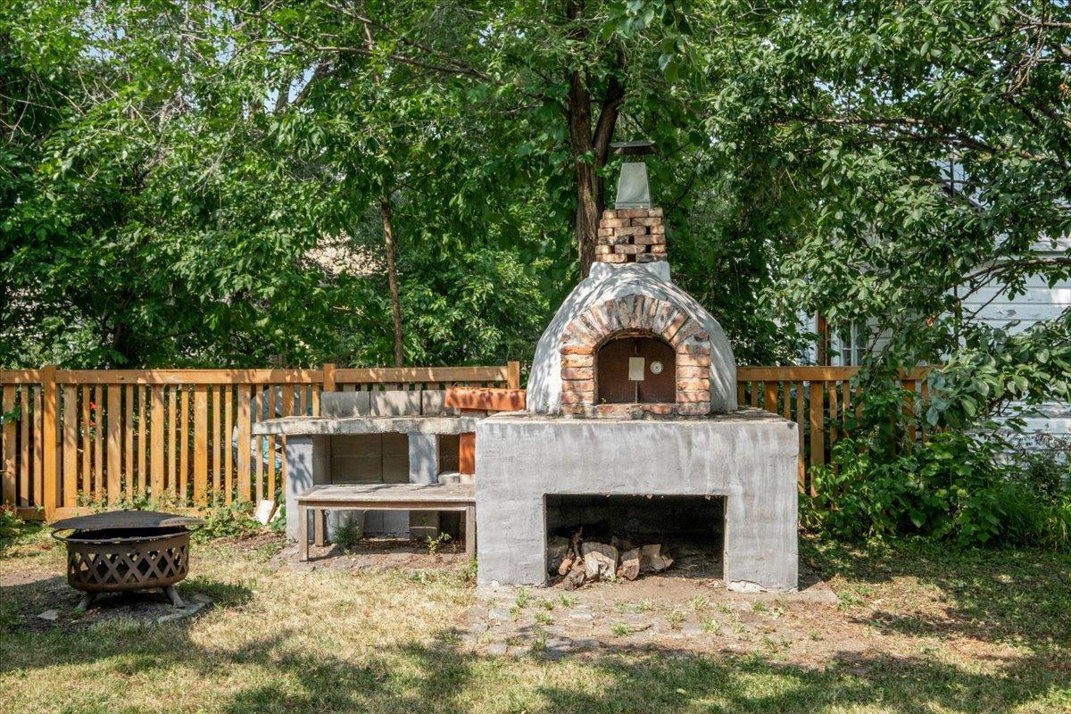 Pizza Oven