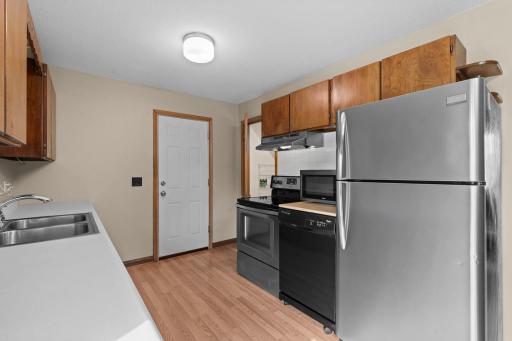 6010 7th Street NE, Fridley, MN 55432