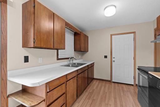 6010 7th Street NE, Fridley, MN 55432