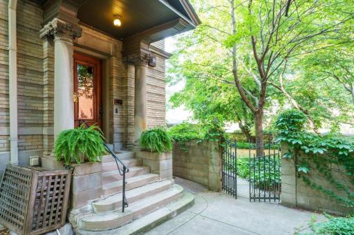 Photo for 387 Portland Avenue, 1B, Saint Paul, MN 55102 - listing #7128693 387 Portland Avenue, 1B, Saint Paul, MN 55102