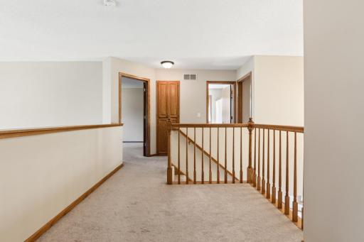8079 Spruce Trail, Eden Prairie, MN 55347