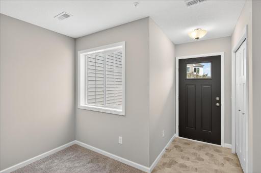 05-25555 3rd St W-5.jpg