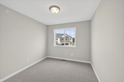 27-25555 3rd St W-27.jpg