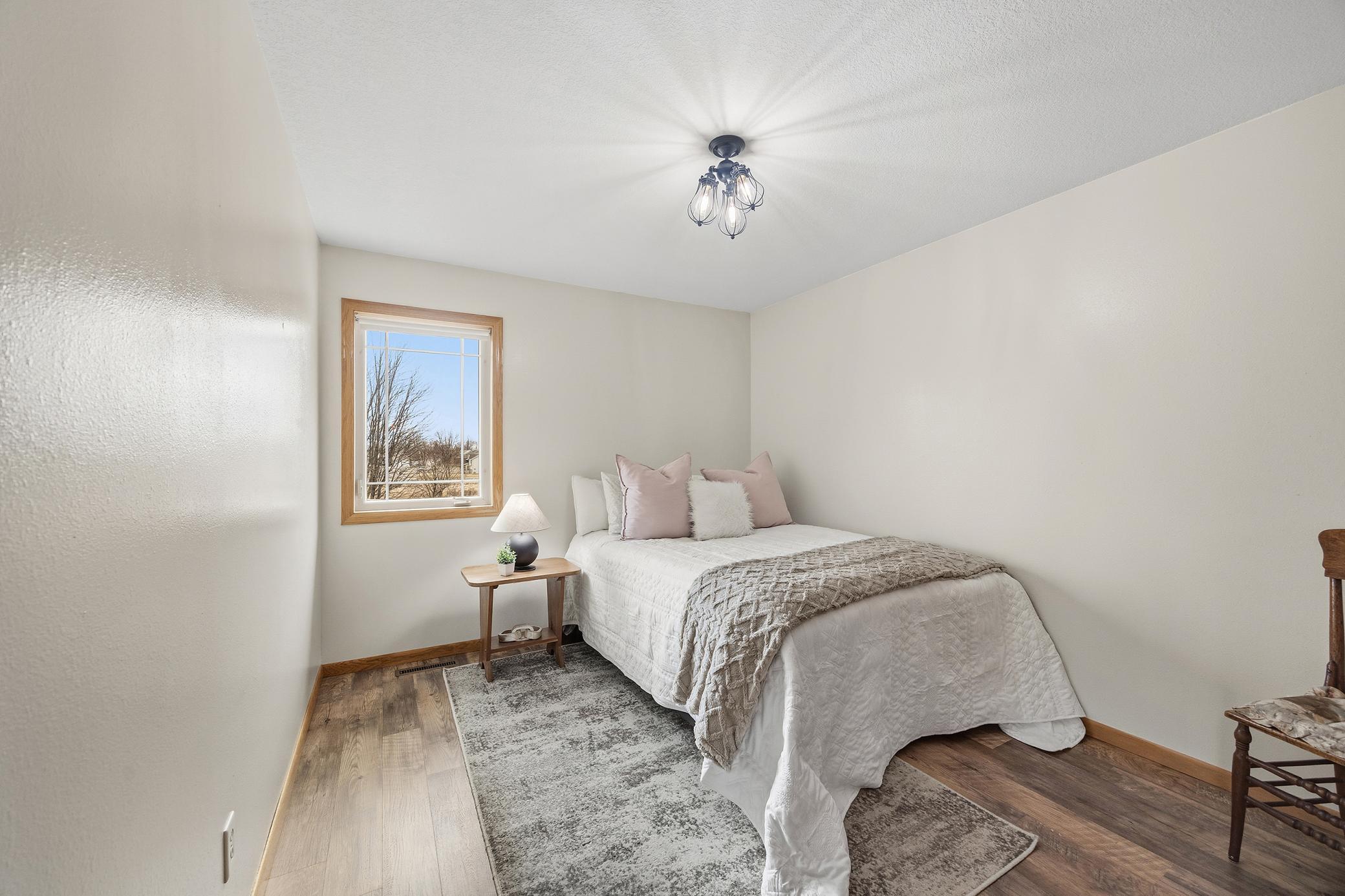 Nice sized 2nd bedroom in the upstairs