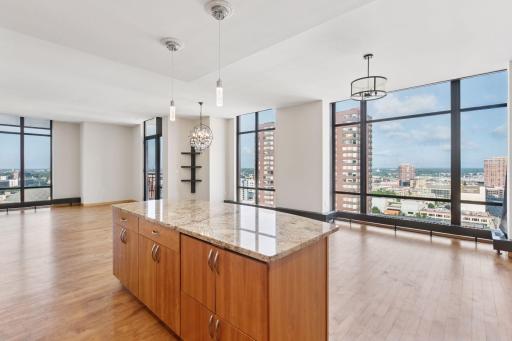 Photo for Minneapolis, MN 55403 - listing #7128756 Minneapolis, MN 55403
