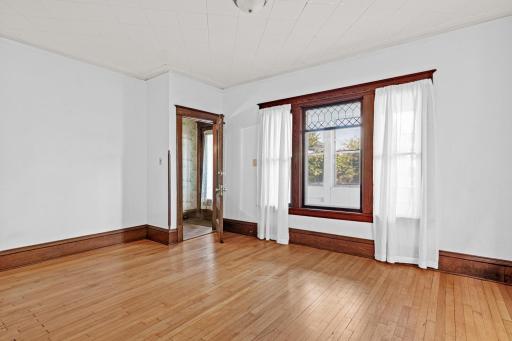 Original hardwood floors