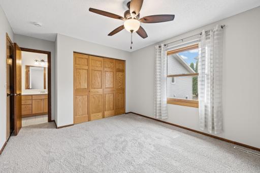 3531 Pilgrim Lane N, Plymouth, MN 55441