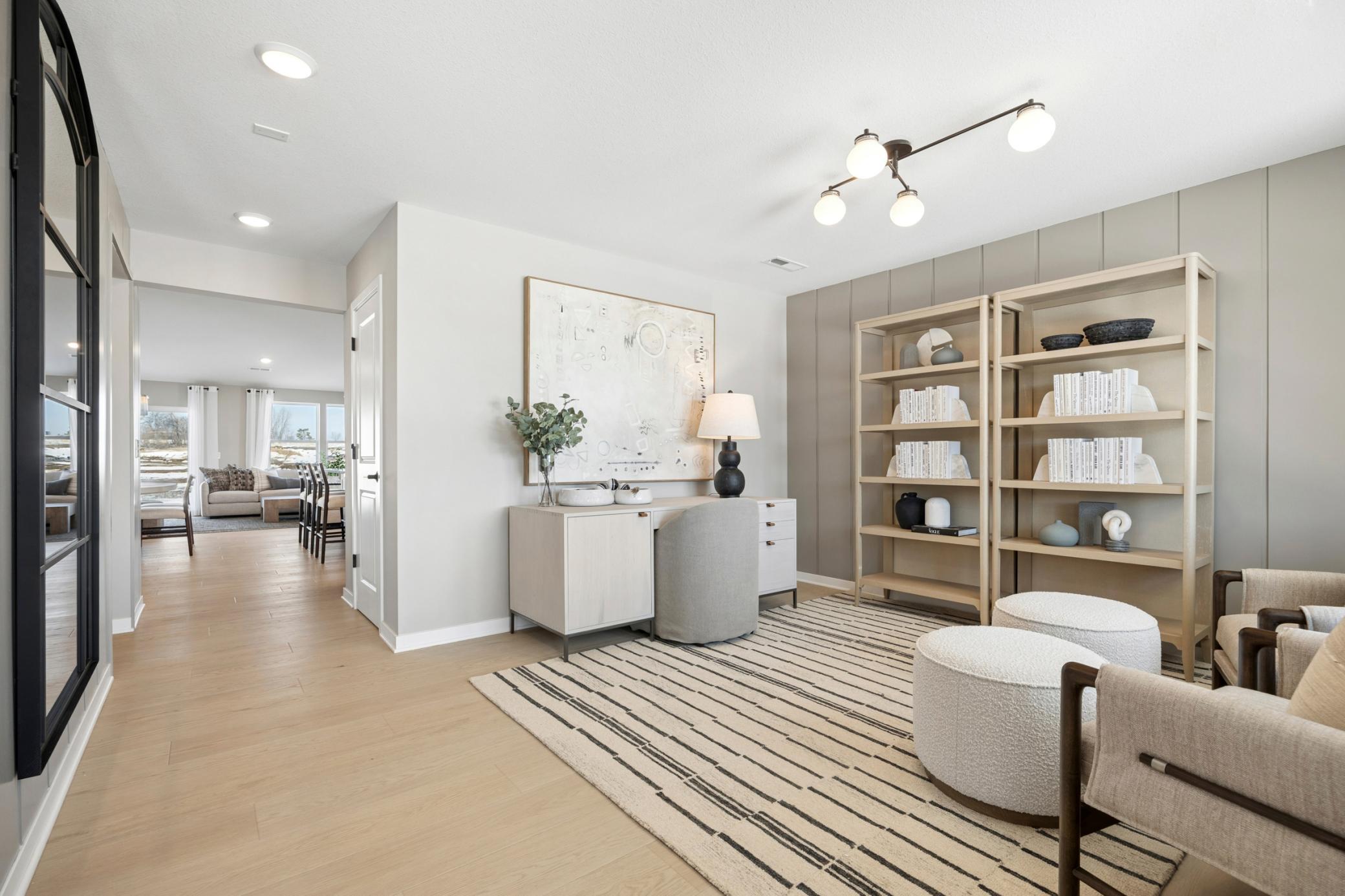 Main Floor Flex-Room