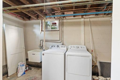 Basement Laundry