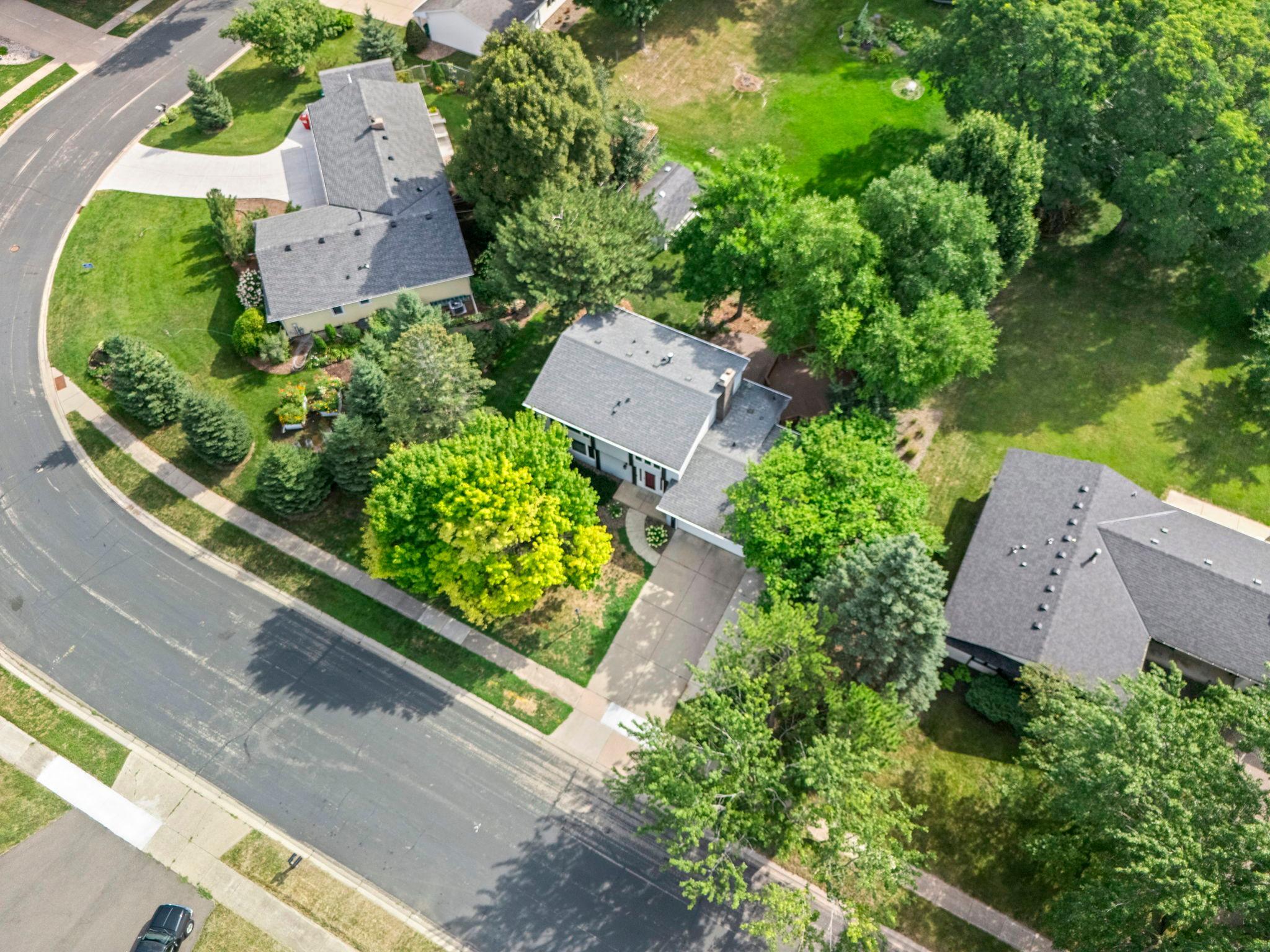 Normandale Hills Elementary is less than a mile away, while Normandale Village, Hyland Lake Park Reserve trails, and major highways are all close by.