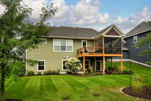16550 Draft Horse Boulevard, Lakeville, MN 55044