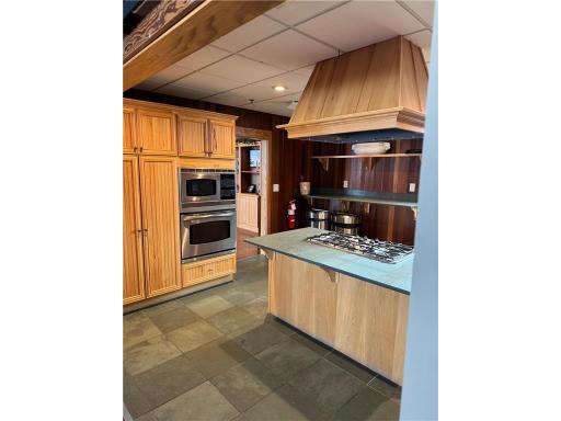 16550 Draft Horse Boulevard, Lakeville, MN 55044