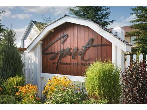 16550 Draft Horse Boulevard, Lakeville, MN 55044