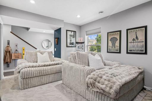 6633 Jody Avenue S, Cottage Grove, MN 55016