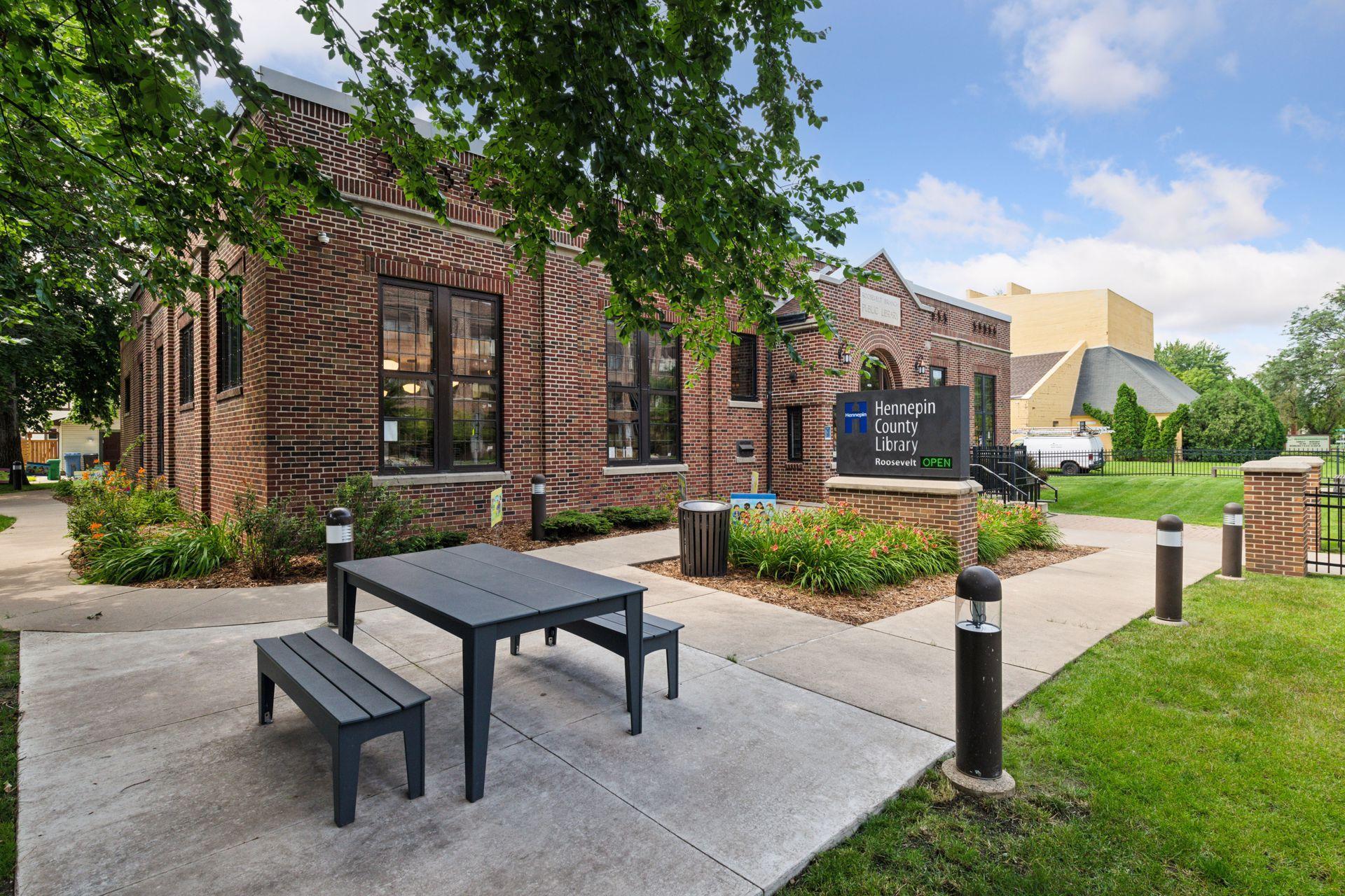 Local Area Attractions.Library.