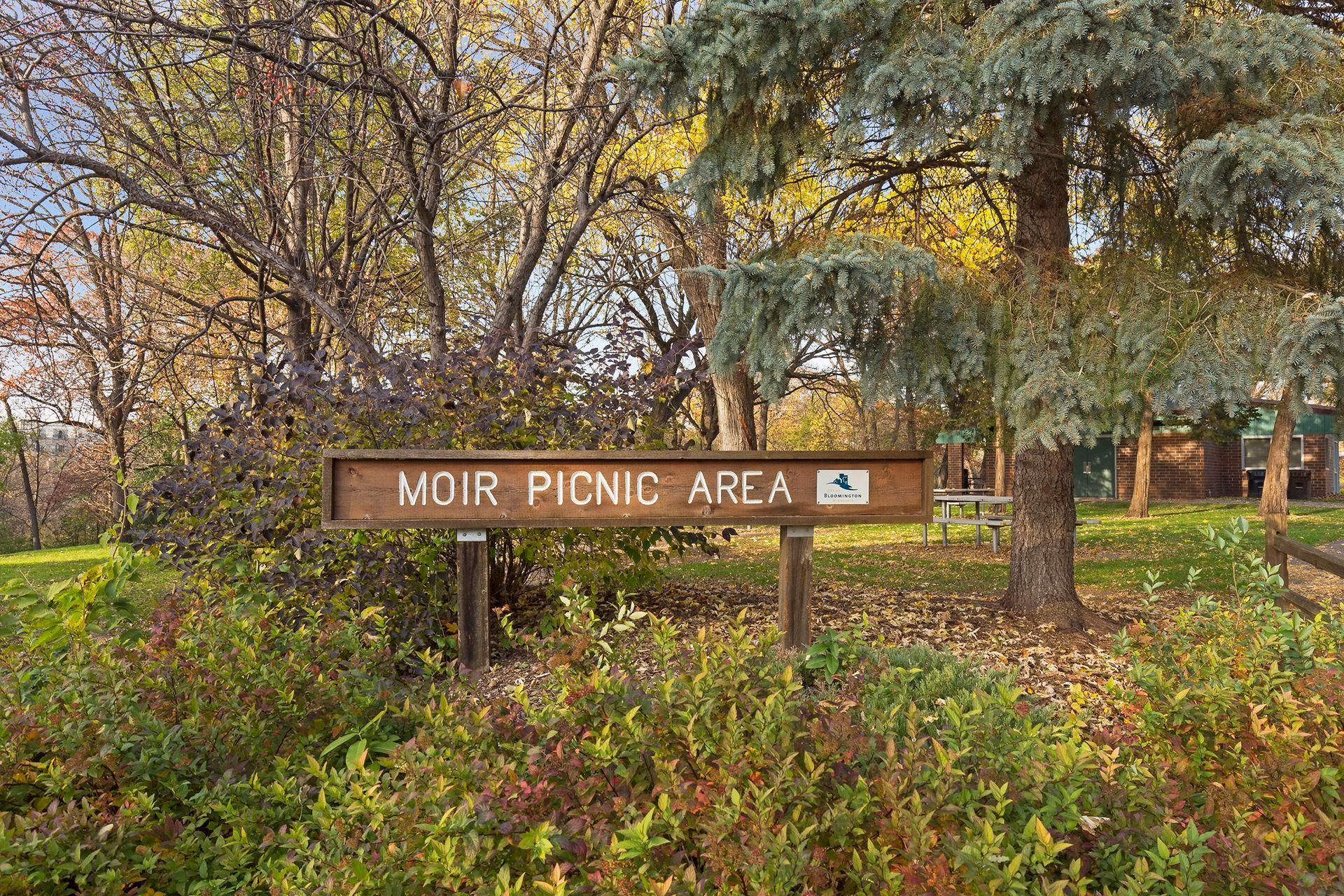 Local Area Attractions. Parks and Trails for hiking and Biking
