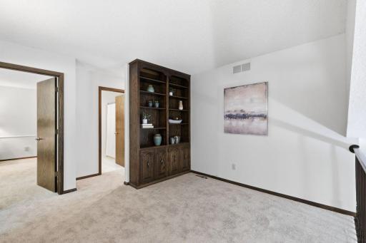 7885 Lower 139th Court, Apple Valley, MN 55124
