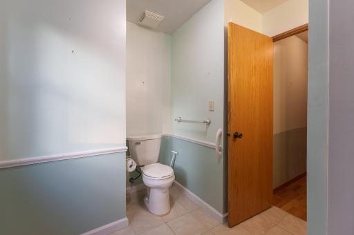 21660 Northfield Blvd Hampton-59.jpg