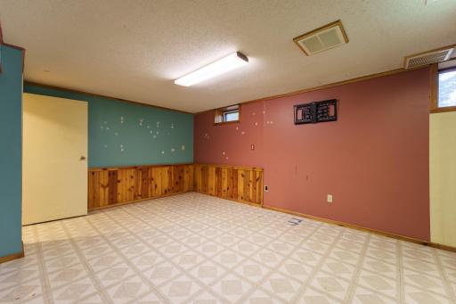 21660 Northfield Blvd Hampton-65.jpg