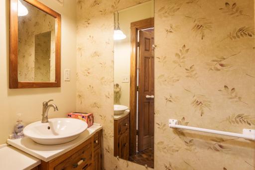 21660 Northfield Blvd Hampton-45.jpg