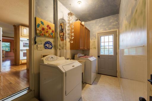 21660 Northfield Blvd Hampton-39.jpg